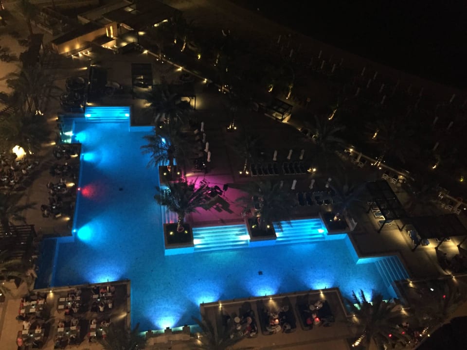 DoubleTree by Hilton Resort & Spa Marjan Island  DoubleTree by Hilton Resort & Spa Marjan Island