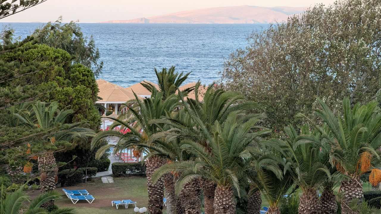 Ausblick Apollonia Beach Resort & Spa