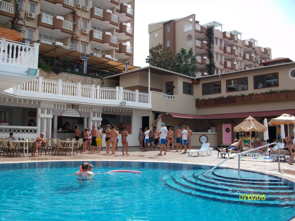 Der Pool Hotel Club Paradiso