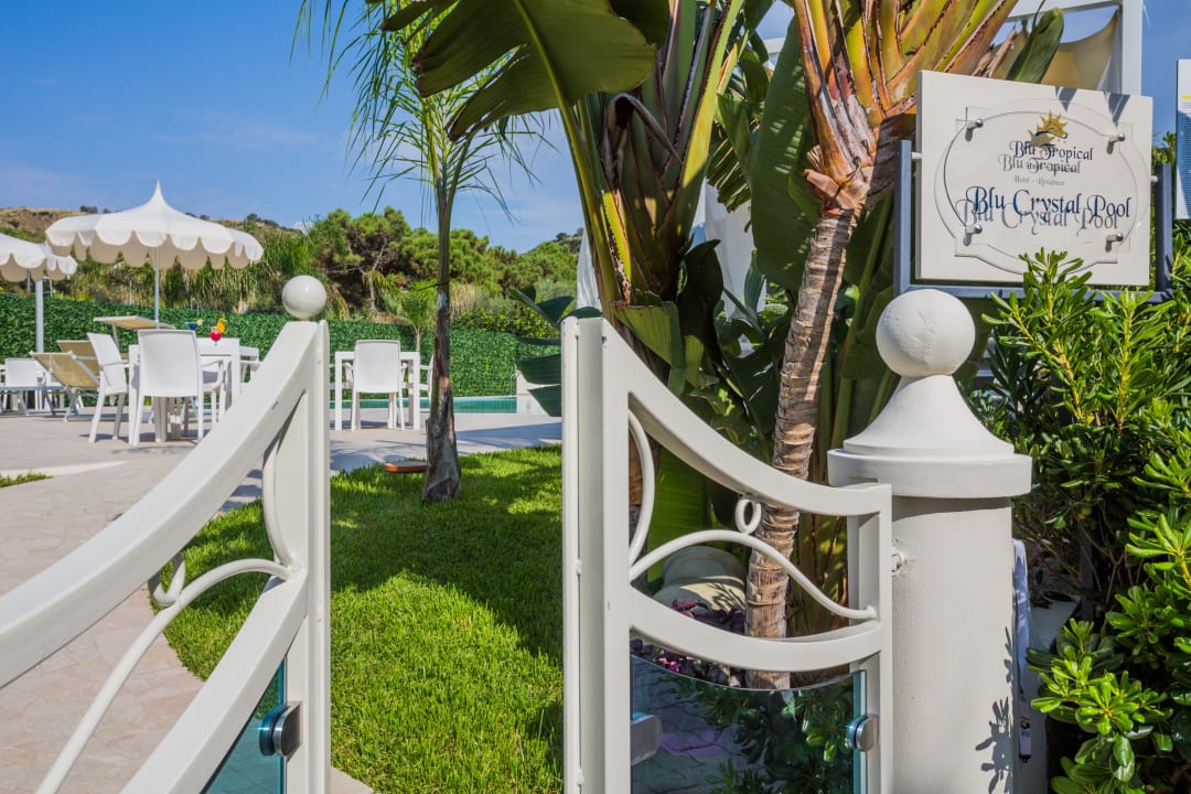 Gartenanlage Blu Tropical Resort