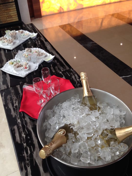 Lobby Side Sunport Hotel & Spa