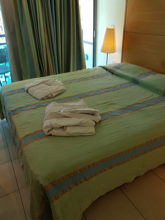 Zimmer Hotel Calypso Beach