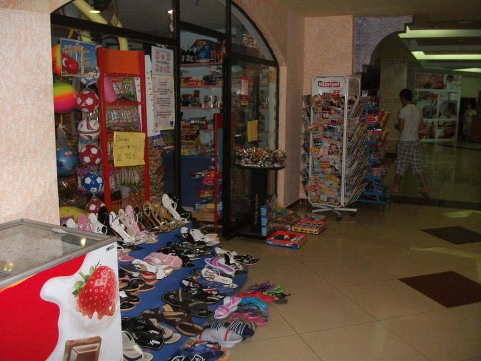 Der kleine Markt  Hotel Orfeus Park