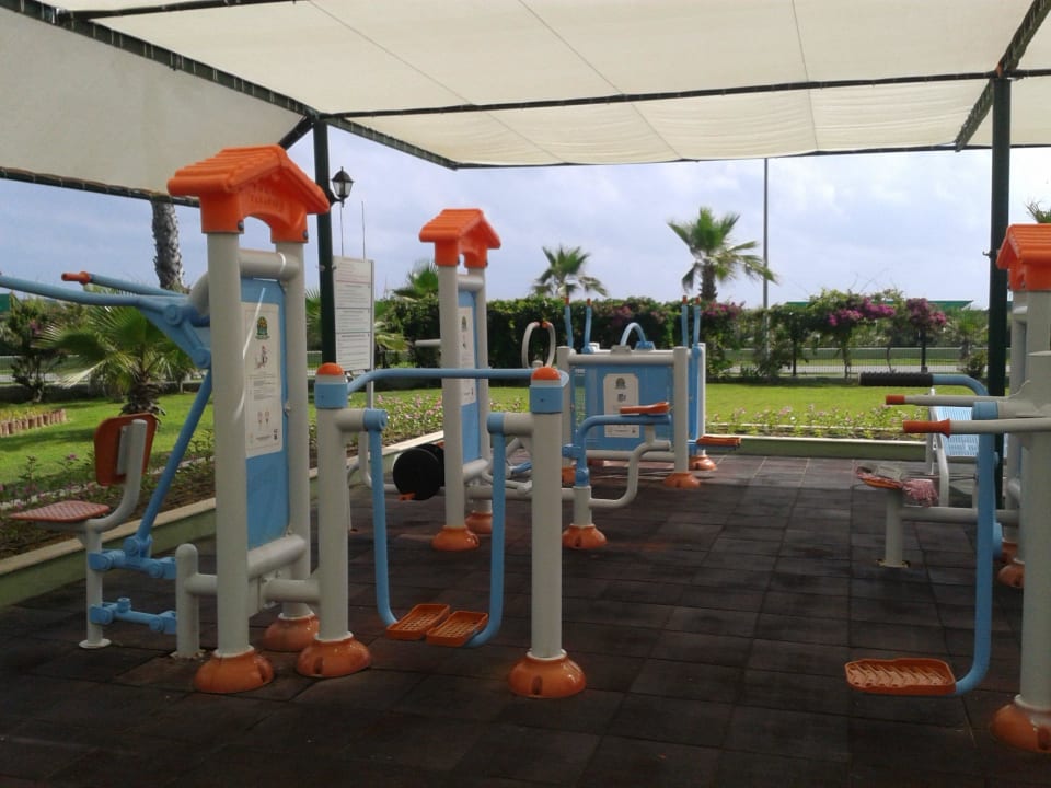 Sportgeräte aus Kunststoff VONRESORT Golden Coast