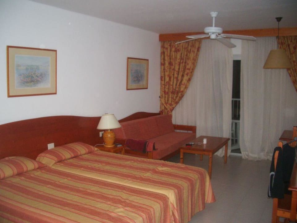 Bungalow innen Hotel Riu Oliva Beach Resort