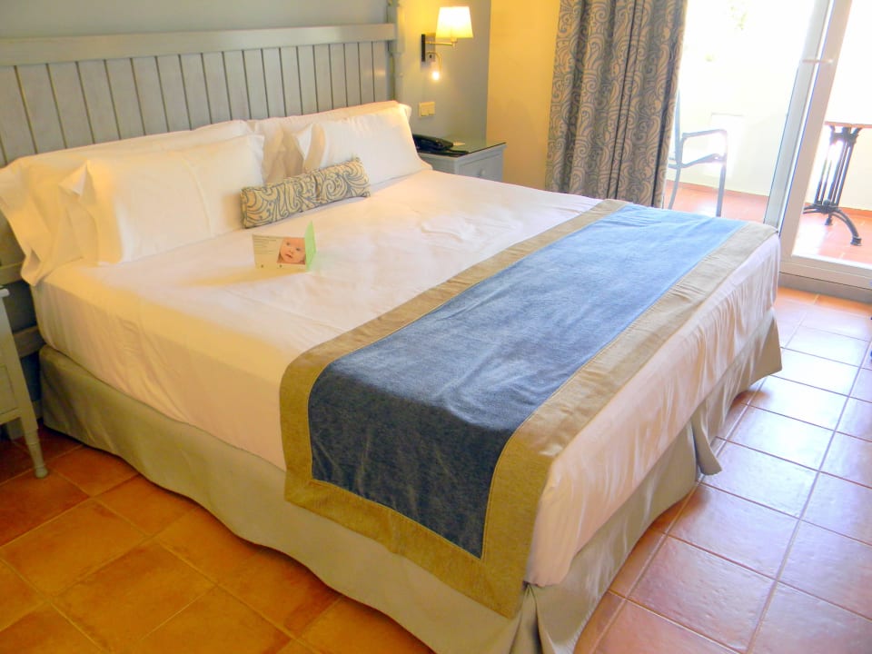 Bett, mit einer Matratze Fuerte Conil-Resort