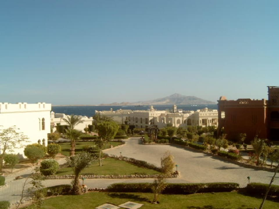 Blick vom Zimmer auf die Anlage Charmillion Club Resort