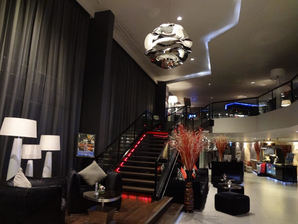 Modern Hotel Park Plaza Bangkok Soi 18