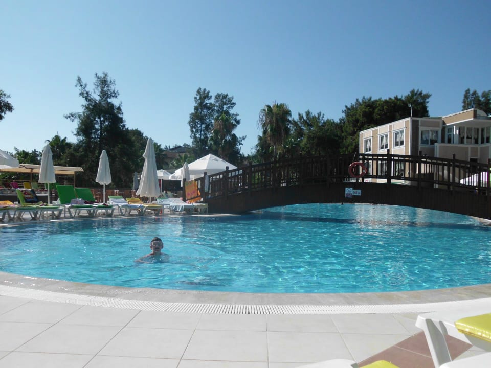 Morgens noch schön leer Club Sidelya Hotel