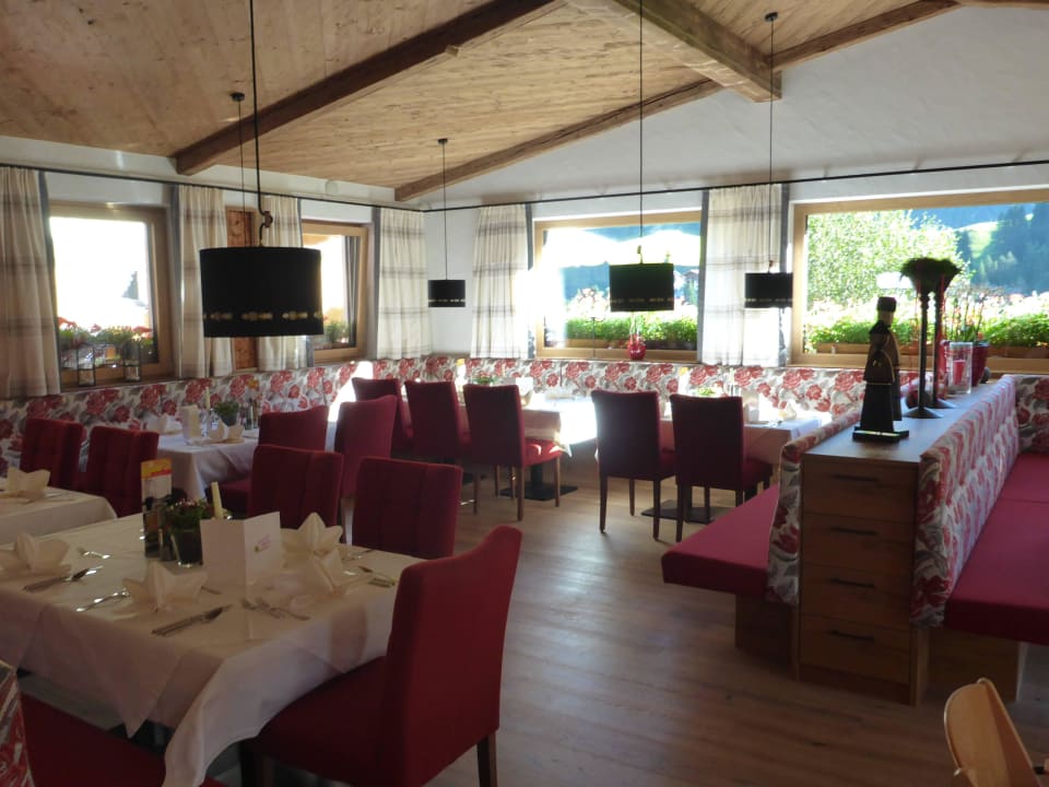 Speisesaal Hotel Alpenblume