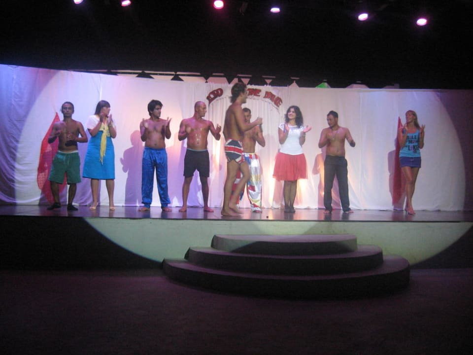 Show ist vorbei Animationstem auf die Bühne Club Sidelya Hotel