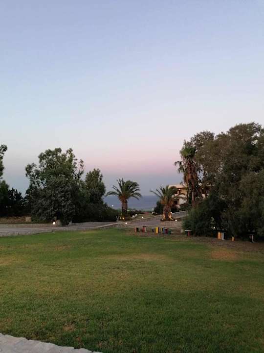 Gartenanlage Hotel Kalithea Horizon Royal