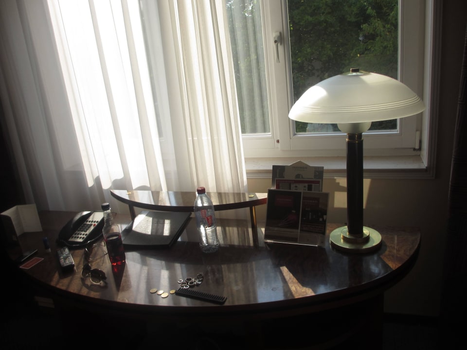 Schreibtisch Steigenberger Hotel Bad Homburg