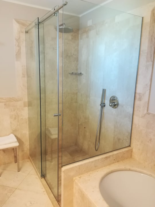 Zimmer Grande Baia Resort & Spa