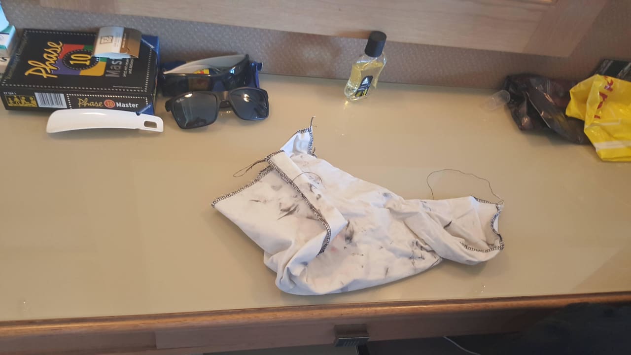 Der Lappen wurde 2 Tage liegen gelassen Fame Residence Lara & Spa