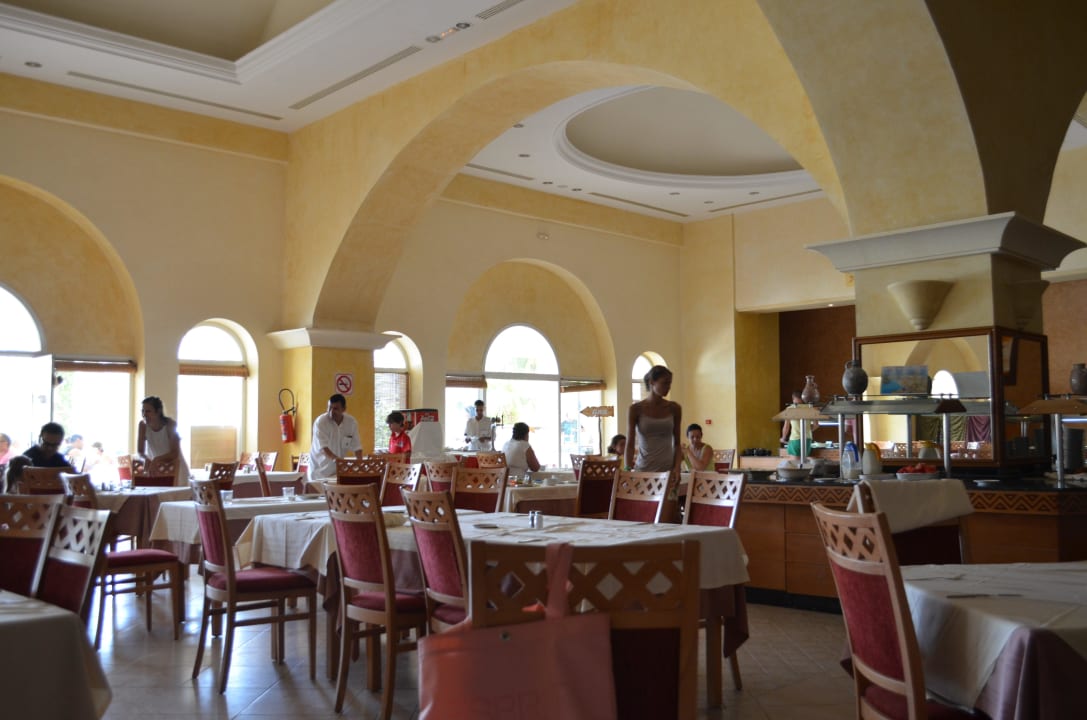 Im Restaurant Zita Beach Resort