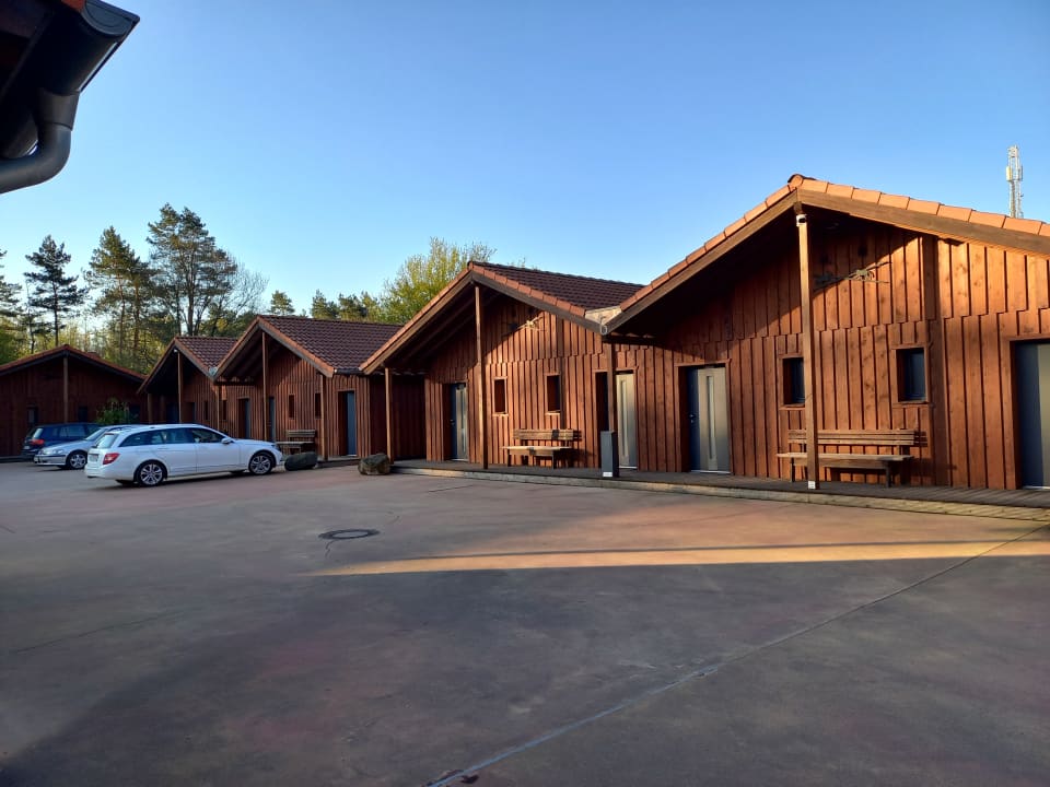 Außenansicht Hotel Roadcamp