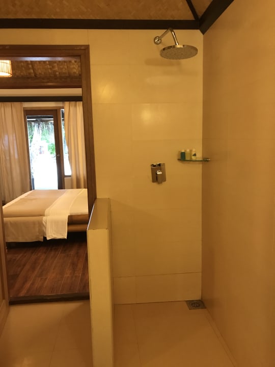 Zimmer Angaga Island Resort