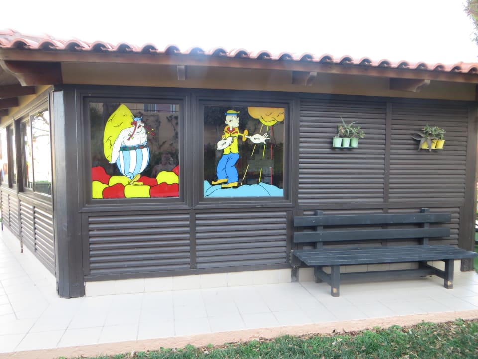 Ein Rundgang durch die Gartenanlage Anissa Beach & Village