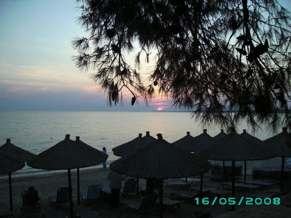 Sonnenuntergang Hotel Portes Beach
