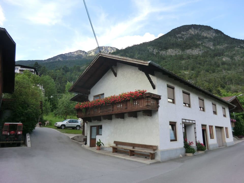 Blick auf das Nebenhaus Gasthof Traube