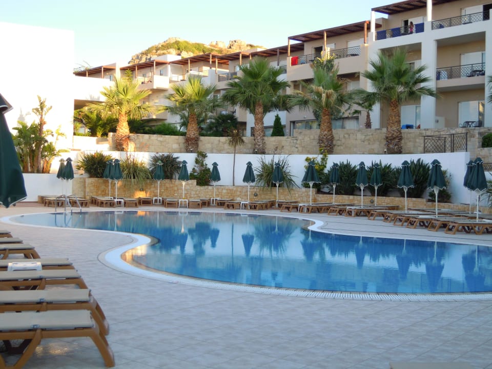 Piscine pour les plus de 16 ans Grand Hotel Holiday Resort