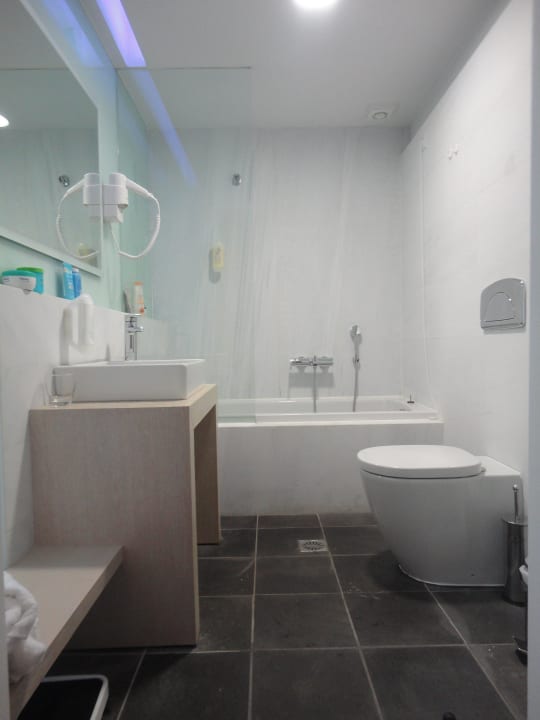 Badezimmer Akti Palace Resort & Spa