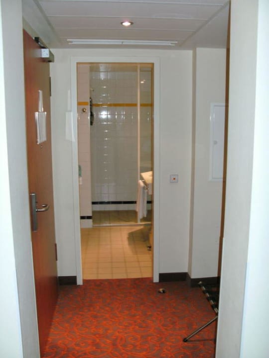 Eingangsbereich Mercure Hotel & Residenz Berlin Checkpoint Charlie