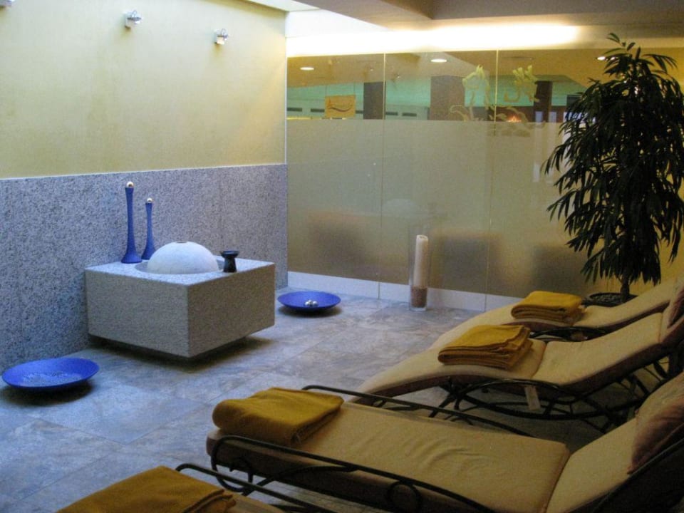 Ruheliegen Hotel Vier Jahreszeiten