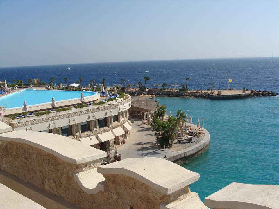 Пальмовый бассейн Pickalbatros Citadel Resort