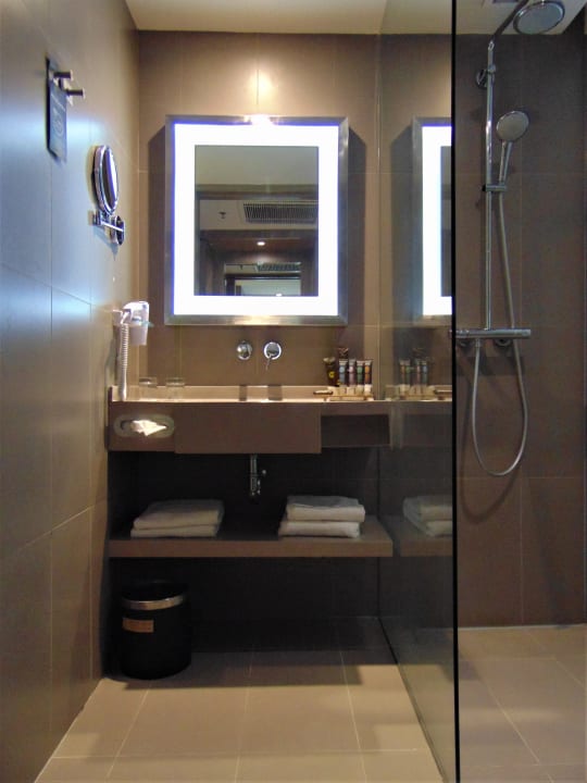 Zimmer Novotel Tangerang