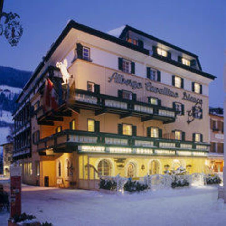 Blick auf unser Hotel Weisses Rössl in Innichen Hotel Weißes Rössl / Cavallino Bianco