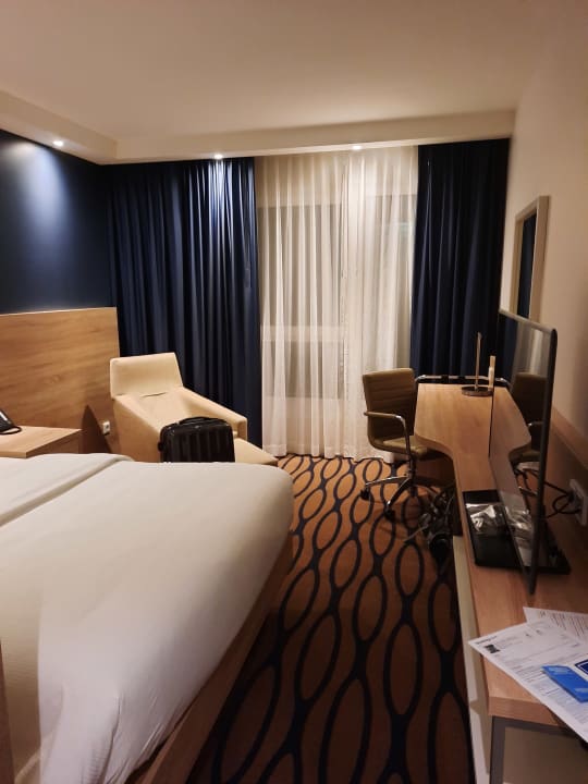 Zimmer Hampton By Hilton Frankfurt Airport