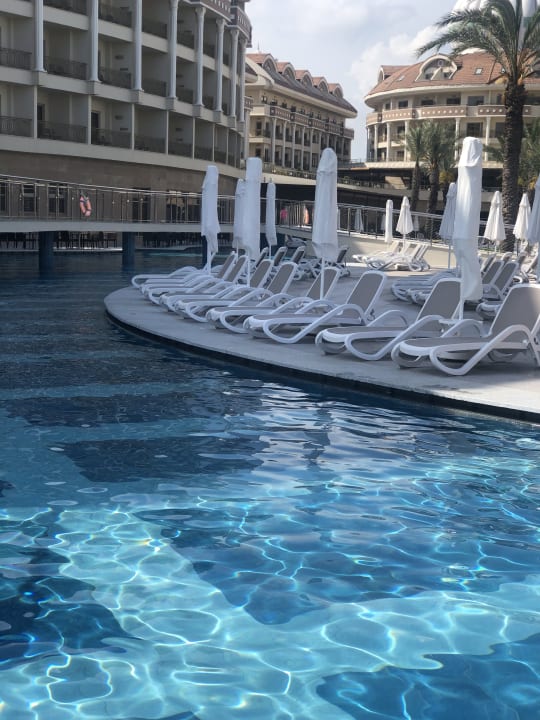 Pool Kirman Belazur Resort & Spa
