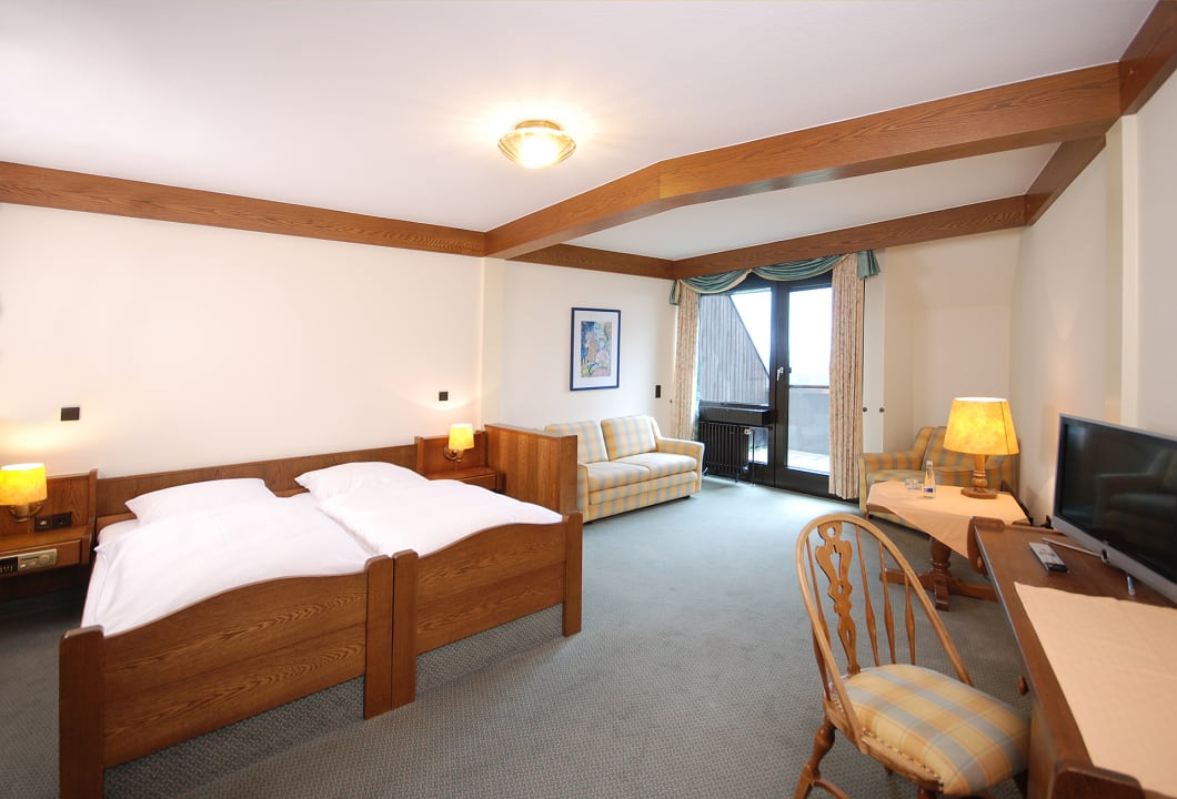 Zimmer Burghotel Schöne Aussicht