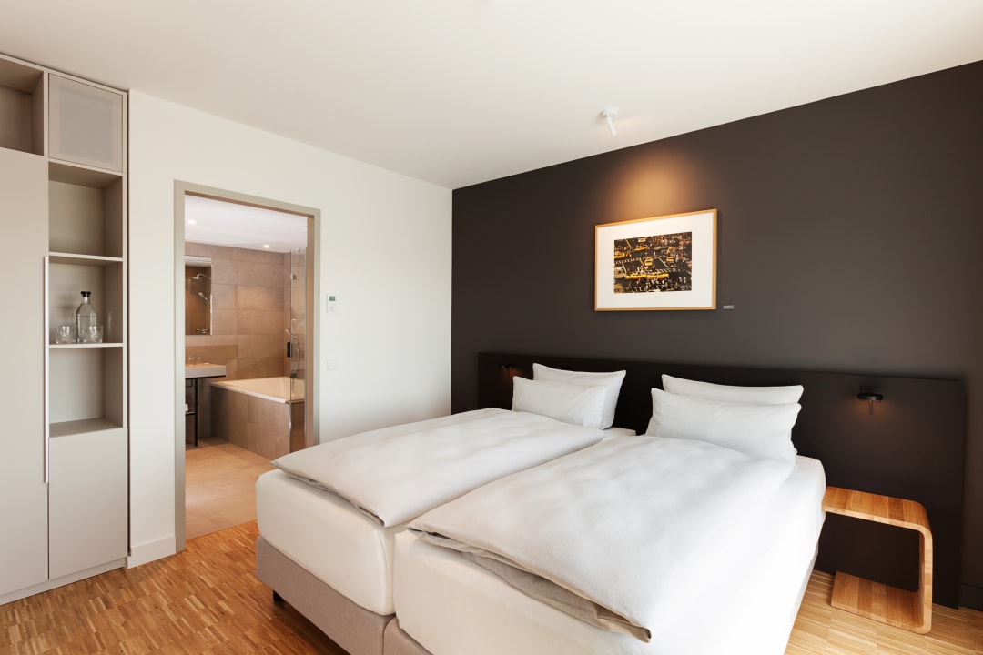 Zimmer Vienna House by Wyndham Ernst Leitz Wetzlar