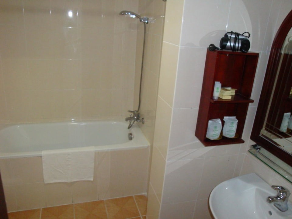 Chambre standard - Cabinet de toilette Hotel Asia