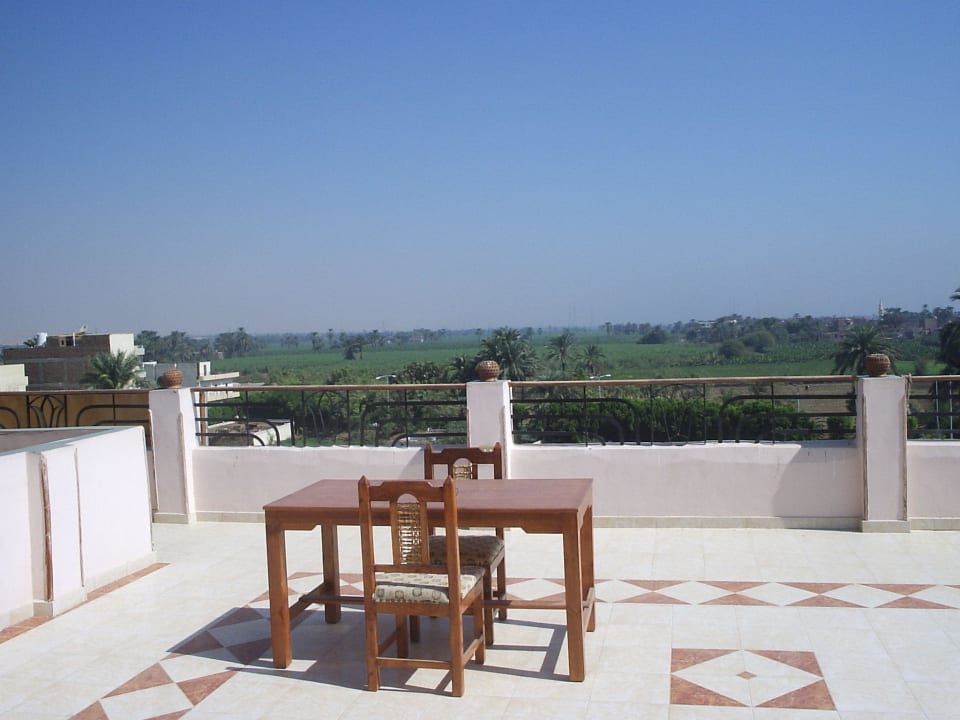 The Roof Terrace Hotel Kareem