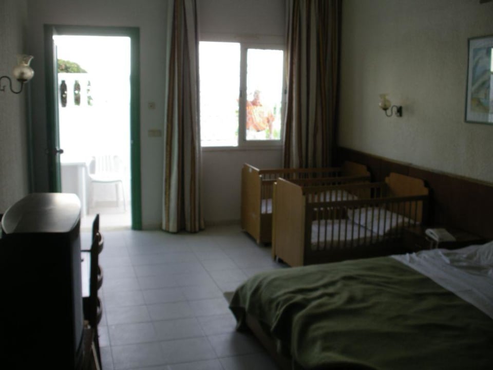 Bungalow von innen El Mouradi Club Kantaoui