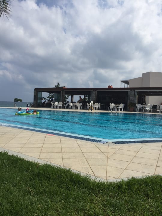 Pool Hotel Ariadne Beach