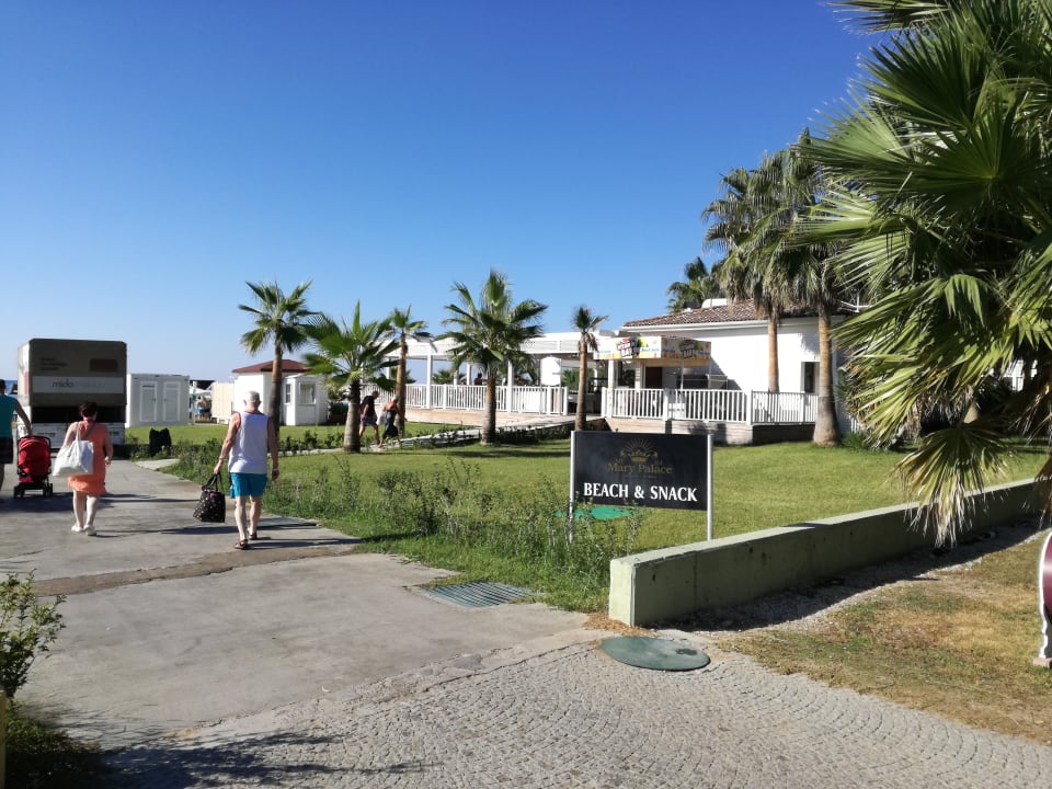 Strand Mary Hotel Side