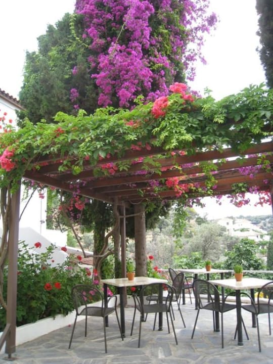 Schön bunt Kerveli Village Hotel