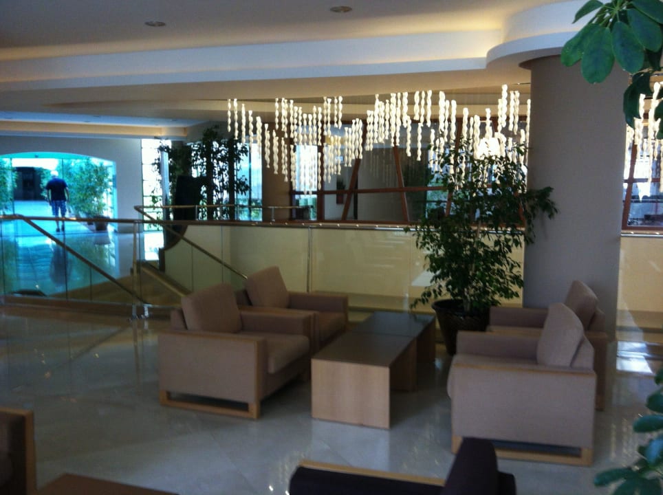 Im Eingangsbereich VONRESORT Golden Coast