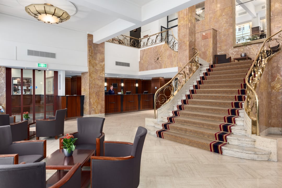 Lobby Hotel NH Atlanta Rotterdam