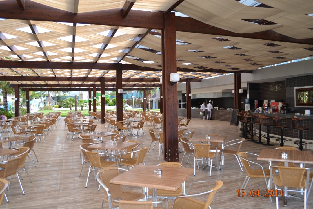 Poolbar Hotel Royal Garden Beach