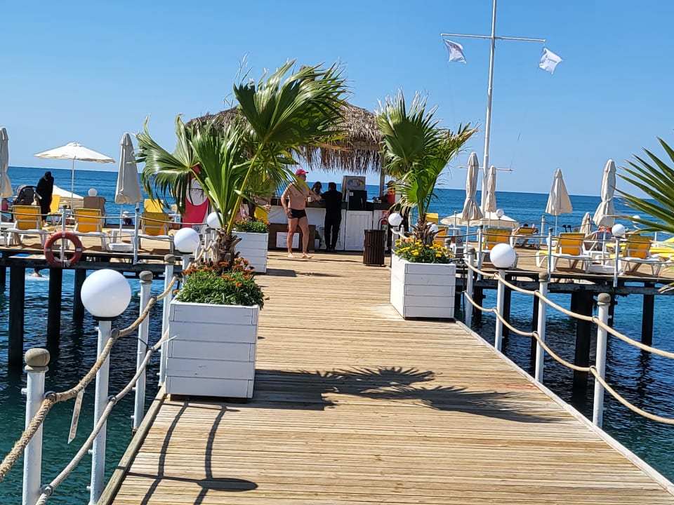 Gastro Wyndham Garden Lara