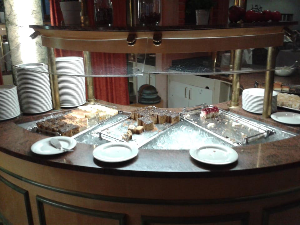 Schöne Wurst und Käseplatten AHORN Panorama Hotel Oberhof