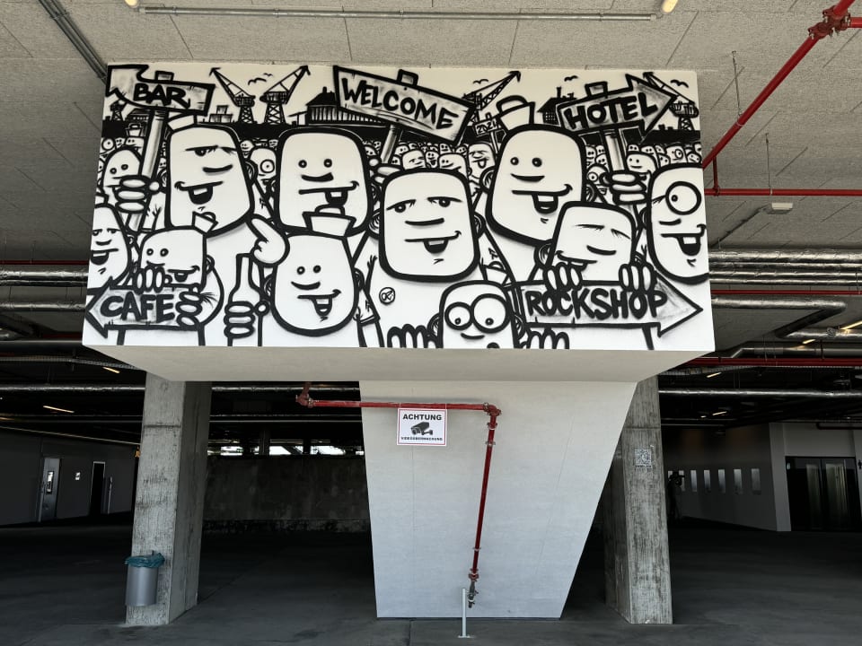 Sonstiges REVERB by Hard Rock Hamburg