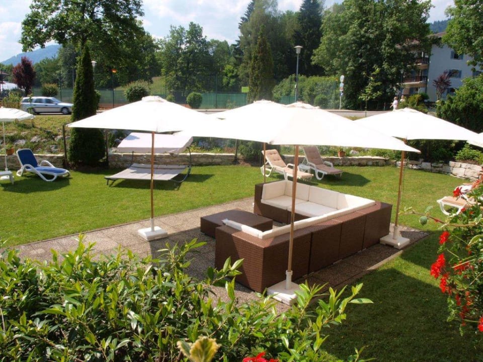 Ausblick auf den Garten Hotel Quellenhof