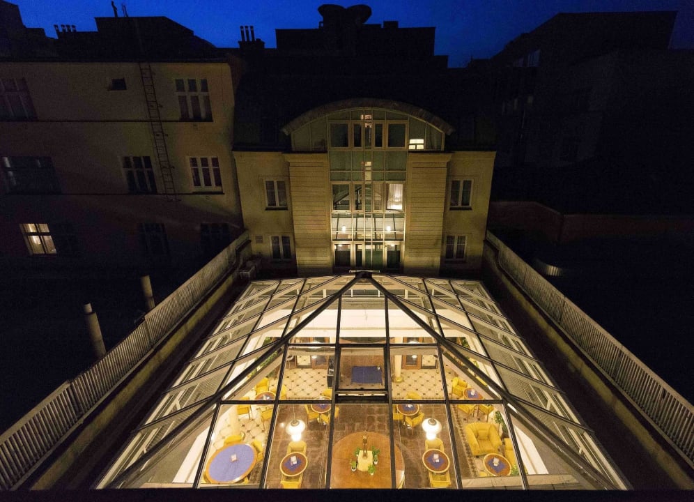 Atrium Hotel Royal Galerie